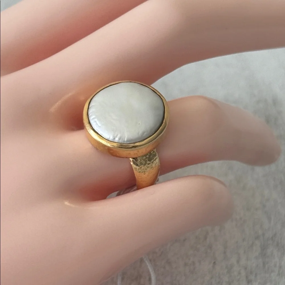 SHAANTI JEWELS Gold Plated 925 Sterling Silver Baroque Moth of Pearl Ring 7.5